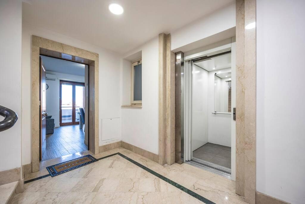 Apartment Roma Relax 2 Con Wifi-Ac-Netflix Exteriér fotografie